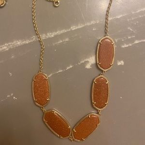 Kendra Scott necklace